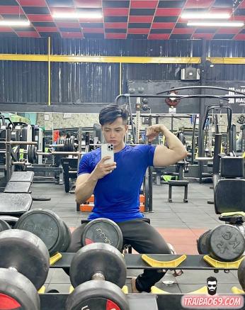 Trai thẳng 6 múi rõ đẹp - nam tính chịu chơi đến từ tiền giang