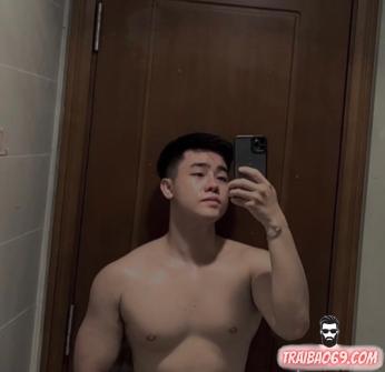 Boy hàng ngon da trắng sạch sẽ thư giãn cực giỏi