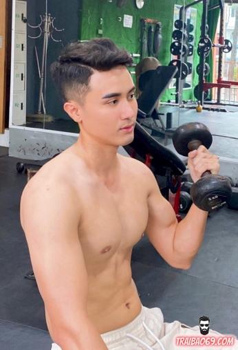 Call boy dễ thương phục vụ a đến z - body mình dây cu bự chơi là mê