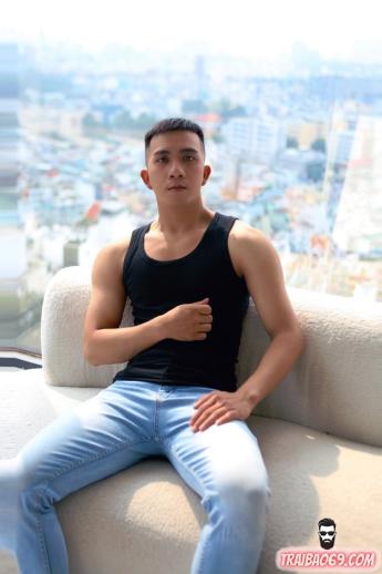 Boy khoai bự đẹp, bú mớm siêu phê - massage kỹ thuật tốt