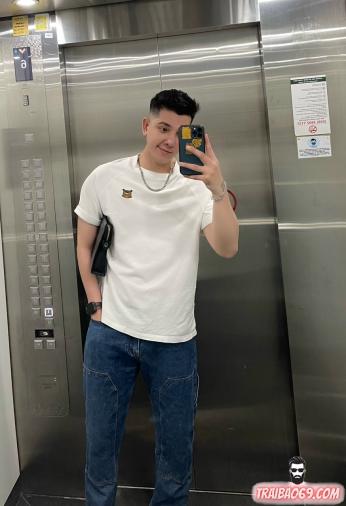 Boy model thời trang, phục vụ top bot đa năng - ngoại hình chuẩn, mặt dễ thương