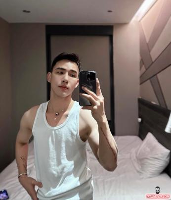 Call boy mông to tròn trịa - doggy cực sướng