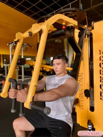 Boy manly gym 6 múi - đẹp trai gai góc, body cực ngon