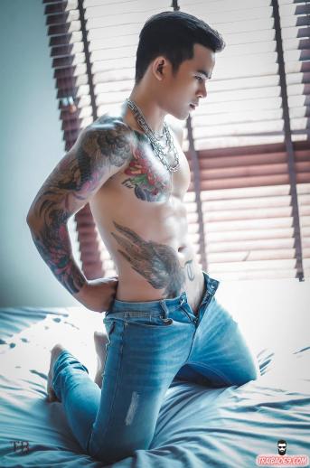 Trai ngon sexy, body gợi cảm - sở hữu nhiều hình xăm ấn tượng