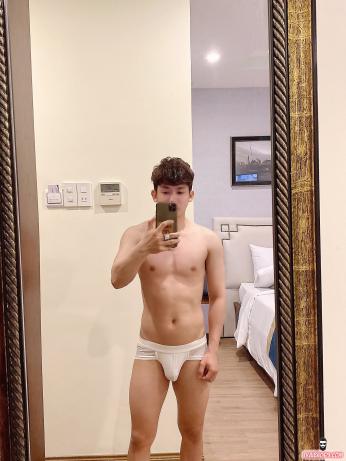 Call boy miền tây nam tính chuyên top vui vẻ hiền hoà