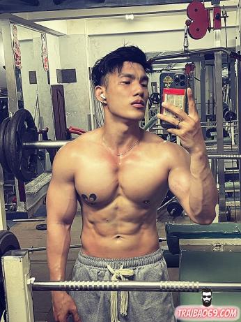 Trai dâm làm tình cực tốt , body gym đep - chơi tay 3 giỏi