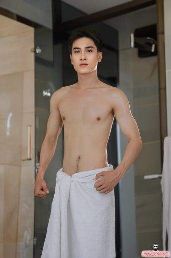 Boy da trắng mặt tươi tắn - make love cực đã