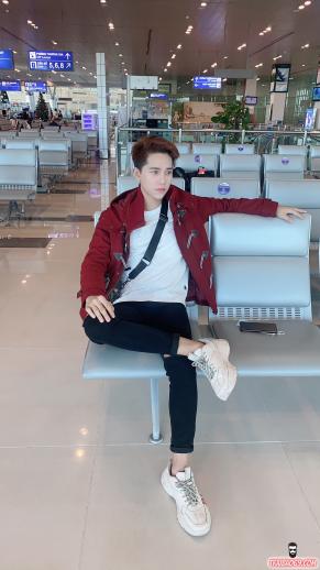 Call boy xinh xắn, hàng chuẩn đẹp - da trắng mịn màng