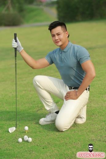 Trai công sở massage tốt - mông to đụ sướng