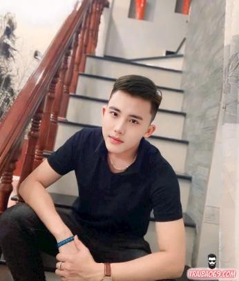 Trai thư sinh làm tình giỏi vui vẻ chiều khách