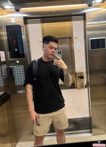 Trai dễ thương mátxa cực tốt - cu to dáng người chuẩn đẹp