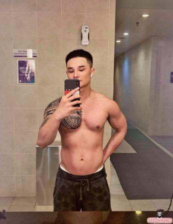 Boy only top mátxa good - ngoại hình chuẩn, mặt dễ thương