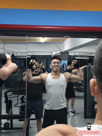 Trai gym body rõ nét phục vụ tận nơi - thư sinh nam tính ngoan hiền