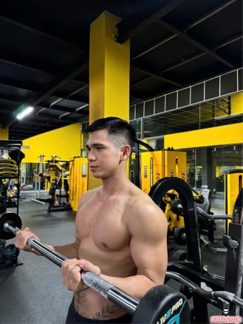 Boy gym fit cơ bắp khô đét - cu bự, siêu mình dây