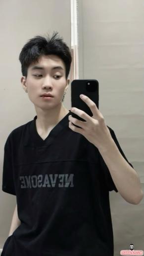 Trai teen dâm thích bú liếm - sạch sẽ sung sướng đủ kiểu