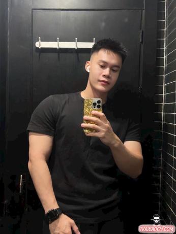 Hotboy lông lá, mông to đùi bự - quan hệ cực dâm