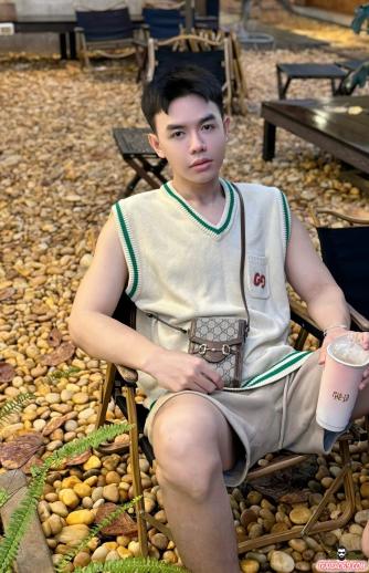 Call boy teen da trắng cu đẹp phục vụ tận nhà