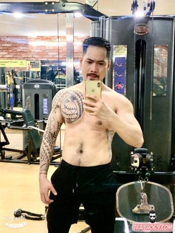 Trai thẳng lông lá - lông ngực đẹp, full lông body nhìn cực dâm