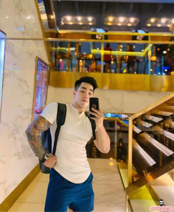 Boy men nhiệt tình - chơi lên bờ xuống ruộng